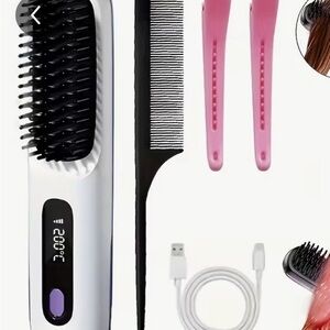 Hair Styling Set with Straightening Brush and Accessories